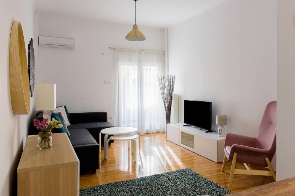 Brand New Decorated Flat For 4 Ppl In Pagrati Atenas Exterior foto