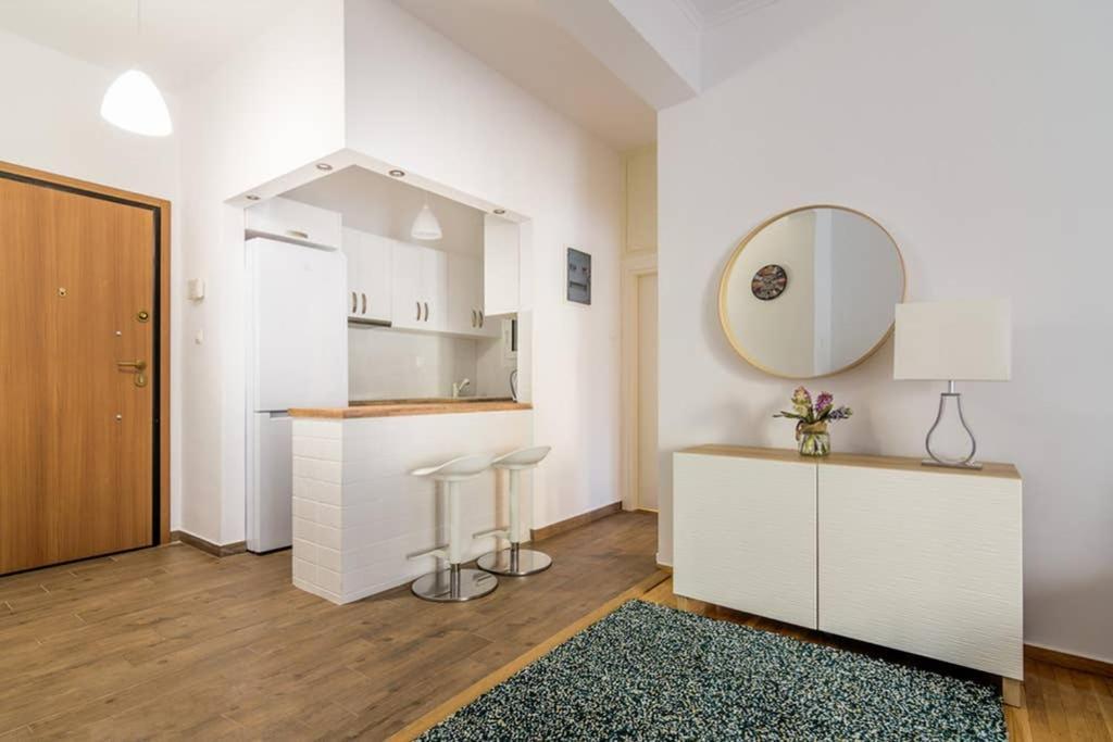 Brand New Decorated Flat For 4 Ppl In Pagrati Atenas Exterior foto